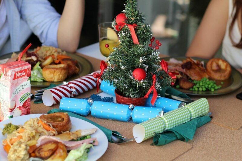 weihnachtsessen, abendessen, tannenbaum